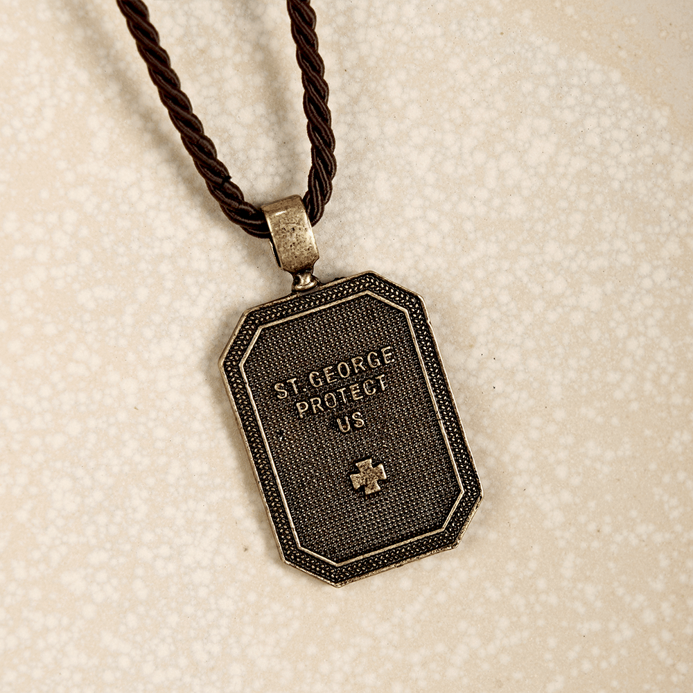 Collana con ciondolo di preghiera e protezione in stile classico di San Giorgio e il drago Christianartworkshop - image 4
