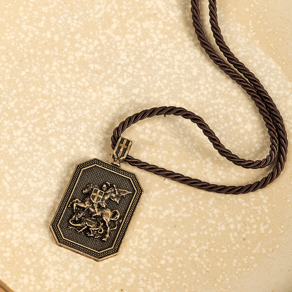 Collana con ciondolo di preghiera e protezione in stile classico di San Giorgio e il drago Christianartworkshop - image 5