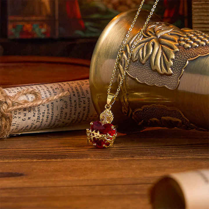 Collana con ciondolo del Sacro Cuore di Gesù in stile moderno con pietre preziose rosse lavorate Christianartworkshop - image 4