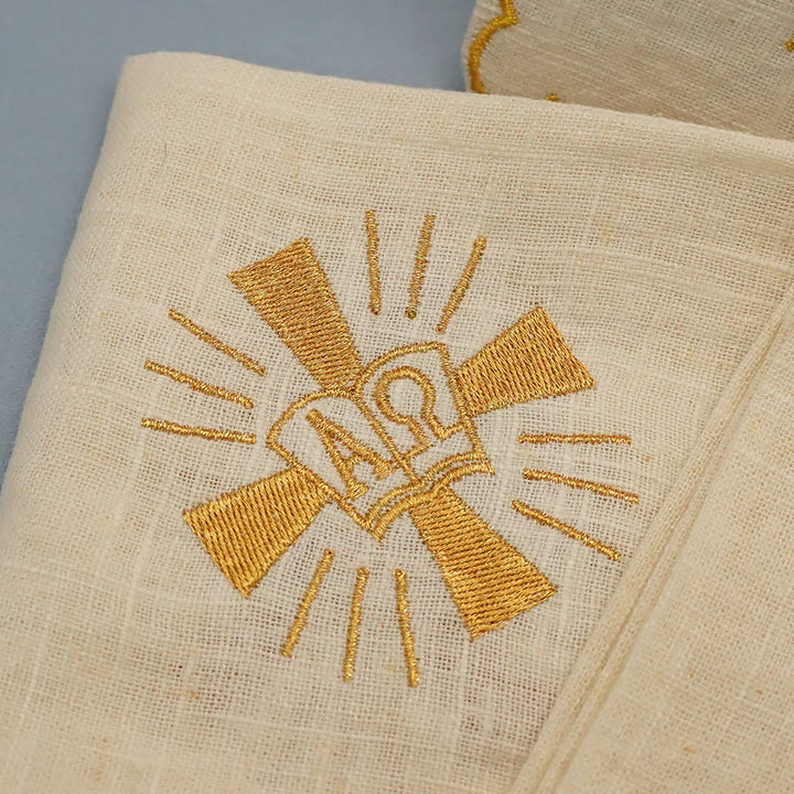 Christianartworkshop Set di biancheria per altare con croce dorata splendente in stile classico - image 10