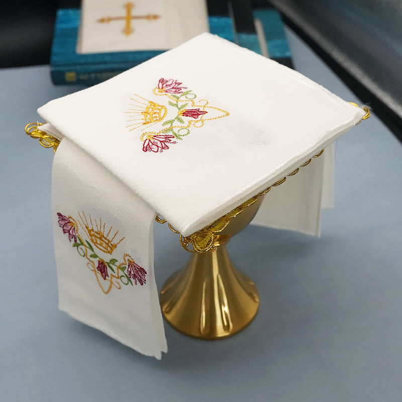 Christianartworkshop Set di biancheria per l'altare in stile classico Marian Floral Grace - image 4