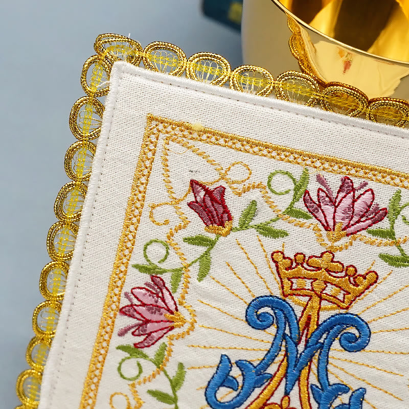 Christianartworkshop Set di biancheria per l'altare in stile classico Marian Floral Grace - image 9