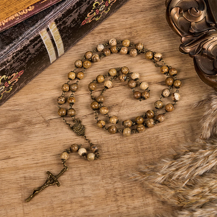 Rosario con catena in lega di pietra marrone rotonda da 8 mm, rosa e crocifisso Christianartworkshop - image 2