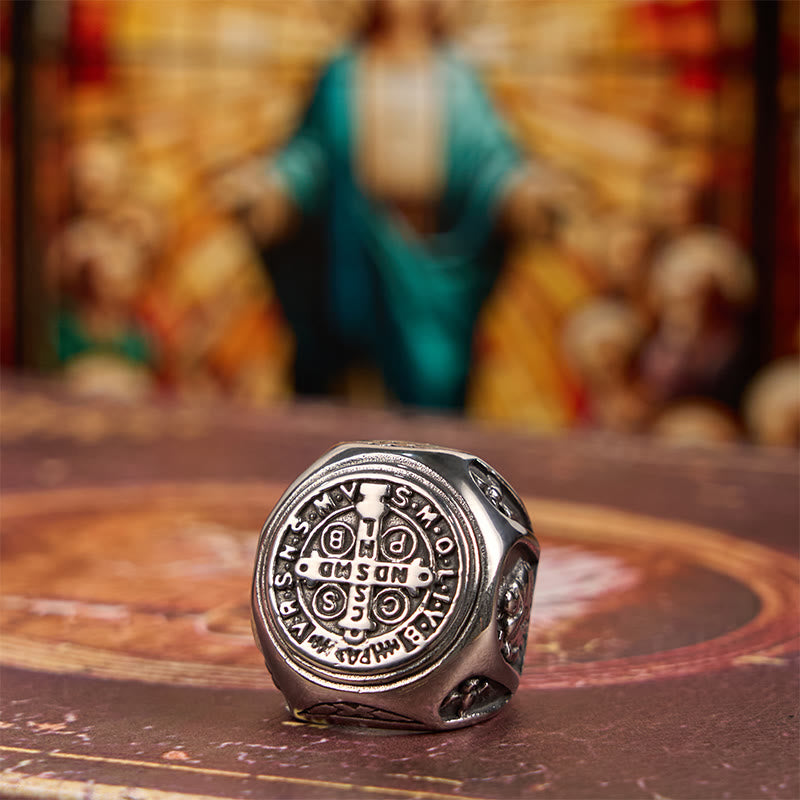 Anello della fede divina con croce di San Benedetto in stile classico Christianartworkshop - Argento - US 13 - image 2