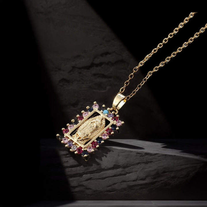 Christianartworkshop Collana della Vergine Maria con pendente in micro-pavé di zirconi colorati - Stile 2 - image 1