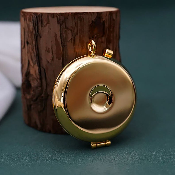 Christianartworkshop Pisside placcata in oro con simbolo Tau – Vaso sacro per la Santa Eucaristia - image 3