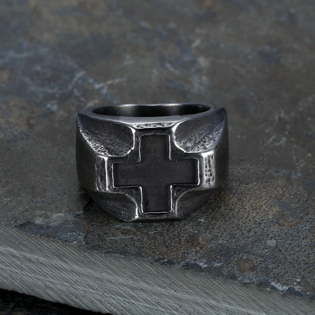 Anello della fede in acciaio inossidabile con incisione a croce in stile Heavy Metals di Christianartworkshop - image 2