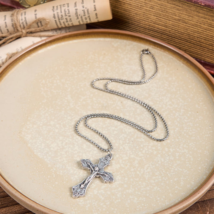 Collana con ciondolo a forma di crocifisso di Gesù con foglie di vite, artigianato esclusivo e motivo retrò Christianartworkshop - image 1