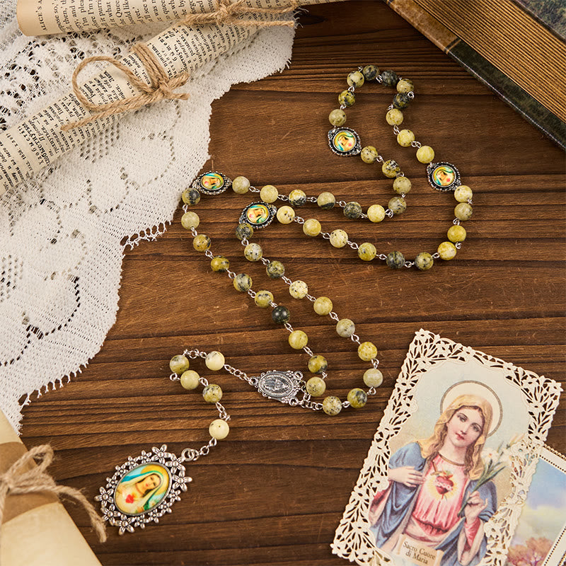 Rosario con catena in lega gialla con medaglia miracolosa e cuore immacolato di pietra rotonda da 8 mm Christianartworkshop - Giallo - image 0