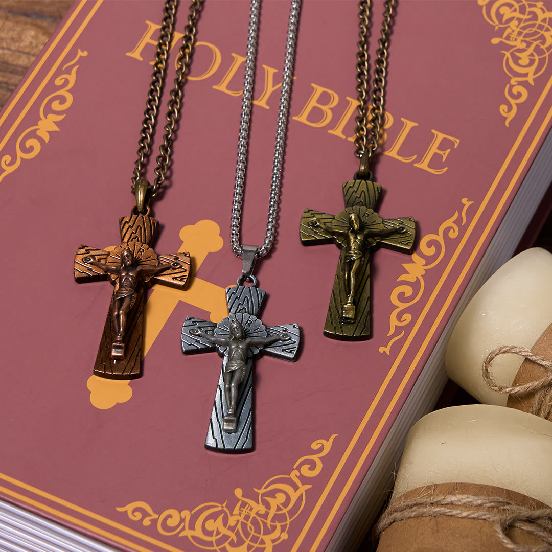 Collana con ciondolo in acciaio al titanio e croce di Gesù con motivo ad albero in stile retrò Christianartworkshop - image 3