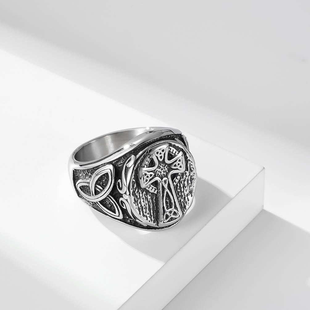 Christianartworkshop Anello con croce celtica Eternal Faith - Un simbolo di devozione senza tempo - image 1