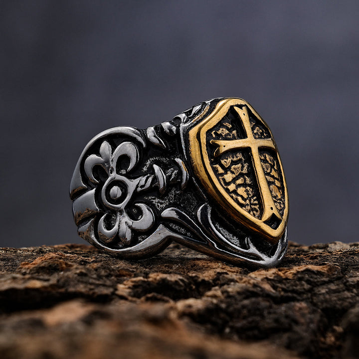 Anello con croce artigianale esclusivo di Christianartworkshop - Espressione di fede quotidiana  - image 1