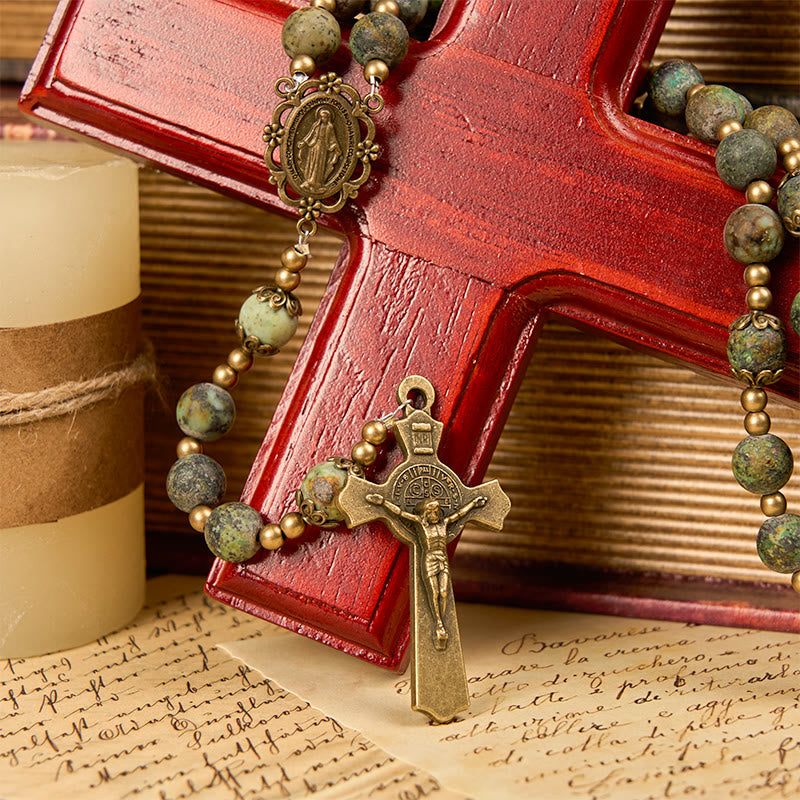 Christianartworkshop Medaglia miracolosa in stile retrò e crocifisso in turchese africano opaco da 8 mm, rosario fatto a mano - image 5