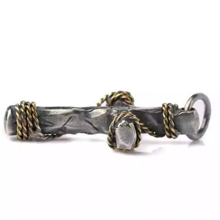 Christianartworkshop Squisita collana con croce forgiata in argento sterling 925 e corda in ottone - image 4