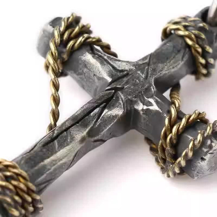 Christianartworkshop Squisita collana con croce forgiata in argento sterling 925 e corda in ottone - image 2