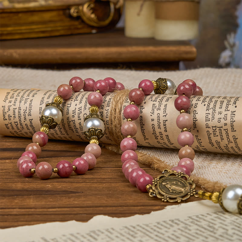 Christianartworkshop Medaglia miracolosa e crocifisso in pietra naturale venata di legno rosso da 8 mm, rosario fatto a mano - image 7