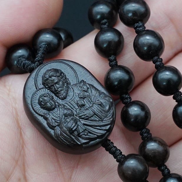 Christianartworkshop Rosario con perline in legno d'ulivo e crocifisso - image 9