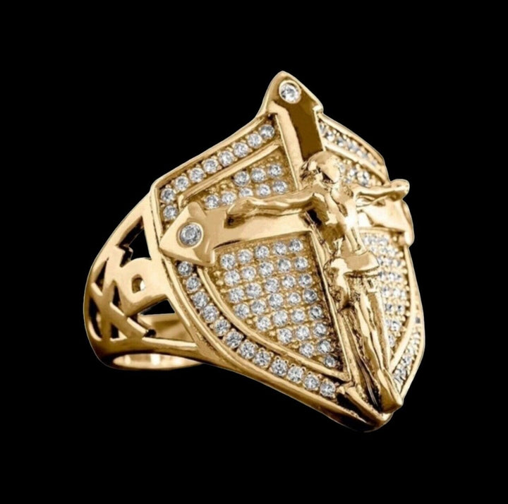 Christianartworkshop Scudo Divino Crocifisso Anello di Lusso: Un'audace testimonianza di fede e devozione - image 1