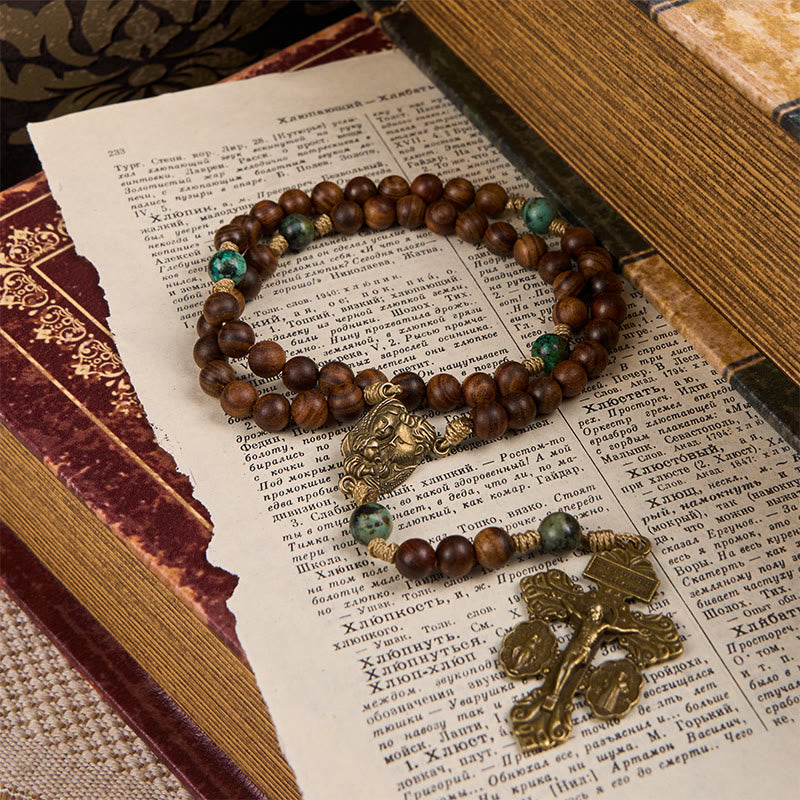 Christianartworkshop Sacra Famiglia e Crocifisso in legno di pino fatto a mano da 8 mm e rosario in turchese africano - image 5