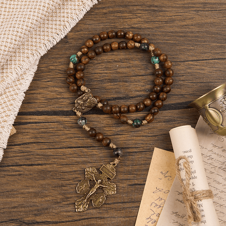 Christianartworkshop Sacra Famiglia e Crocifisso in legno di pino fatto a mano da 8 mm e rosario in turchese africano - image 3