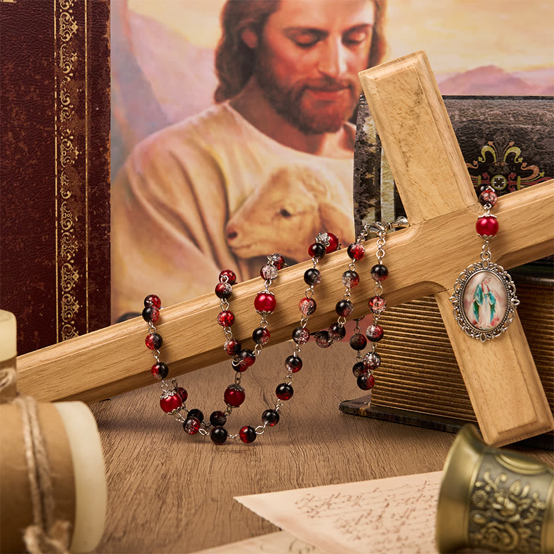 Christianartworkshop Rosario con perle rotonde in vetro nero-rosso da 8 mm della Medaglia Miracolosa e Sacra Famiglia - image 7