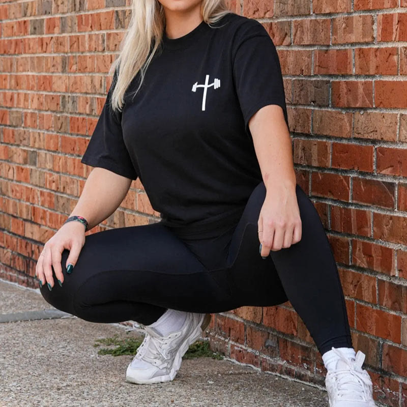 Christianartworkshop Maglietta cristiana con decorazioni floreali "Gesù è il Re"  - image 5