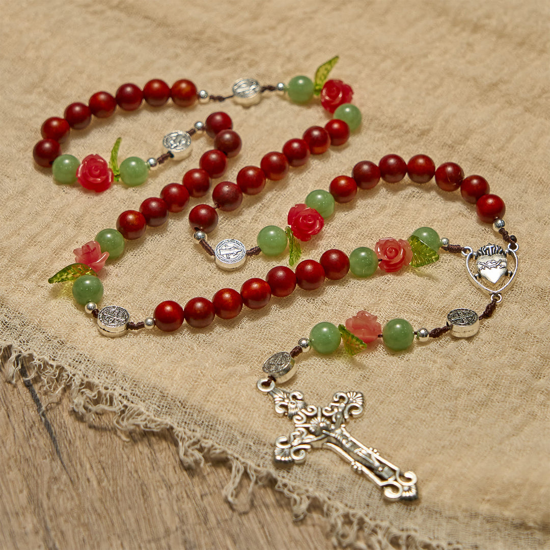 Rosario fatto a mano di Christianartworkshop con perle di legno di drago sanguinante e crocifisso: un simbolo di legame spirituale e devozione - image 3