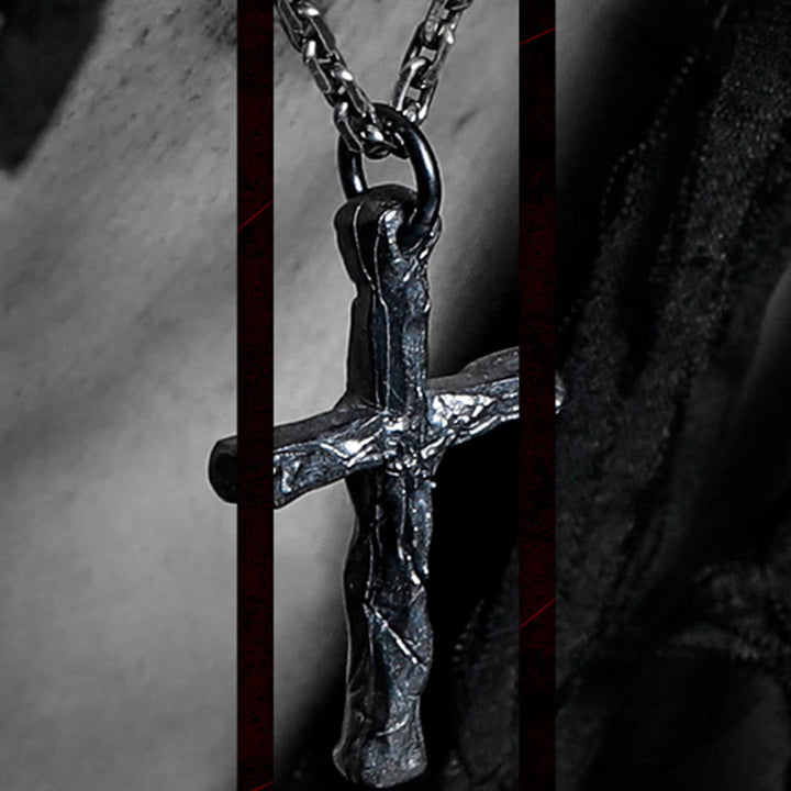 Collana con croce in stile scuro in argento sterling 925 Christianartworkshop : un simbolo di fede - image 4