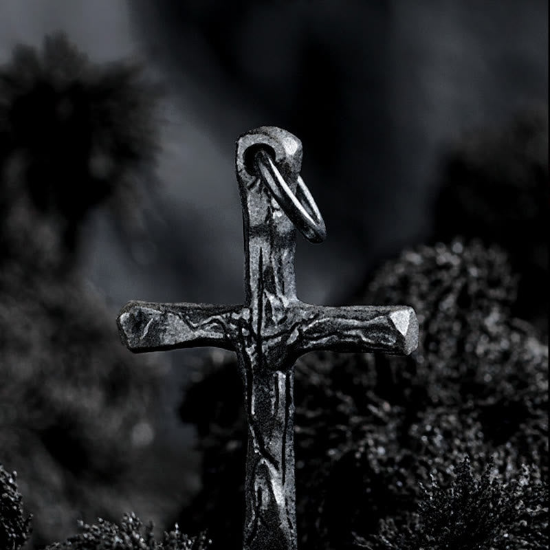 Collana con croce in stile scuro in argento sterling 925 Christianartworkshop : un simbolo di fede - image 5