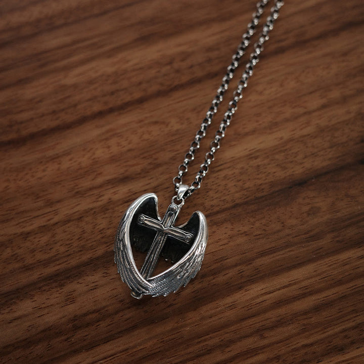 Collana con croce in argento sterling 925 con ali d'angelo Christianartworkshop : incarnazione della fede e della grazia celeste - image 5