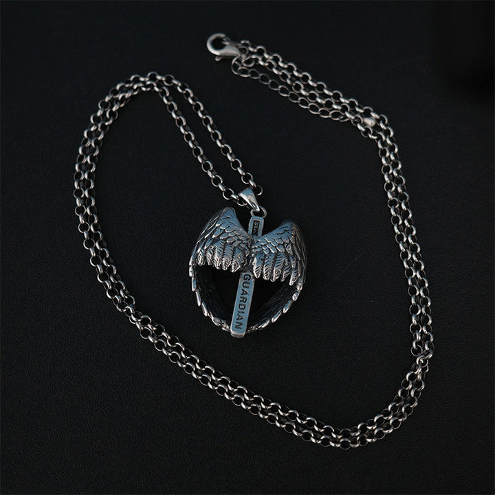 Collana con croce in argento sterling 925 con ali d'angelo Christianartworkshop : incarnazione della fede e della grazia celeste - image 4