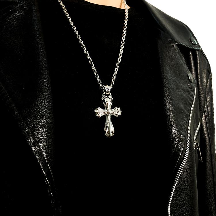 Collana moderna e minimalista con crocifisso in argento sterling 925 Christianartworkshop : design semplice per i devoti - image 1