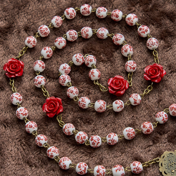 Christianartworkshop Rosario fatto a mano con medaglia miracolosa e crocifisso di perle di ceramica da 8 mm e perle di cinabro rosa - image 2