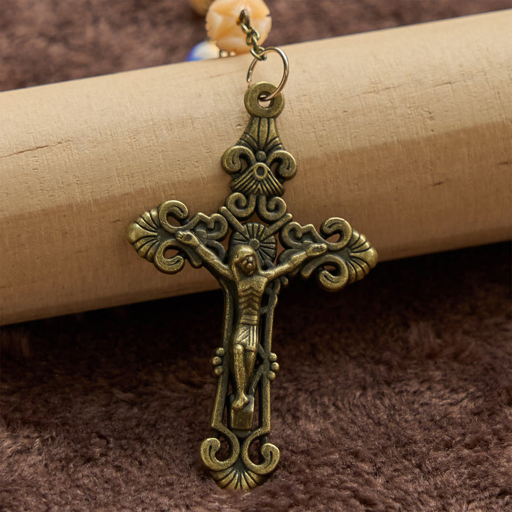 Rosario floreale fatto a mano di Christianartworkshop con perle di rosa blu e mughetto: un compagno pacifico - image 5