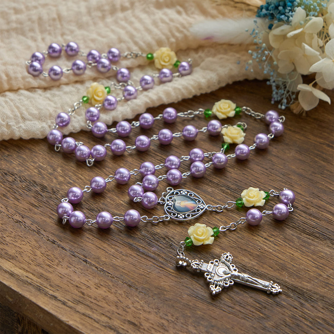 Christianartworkshop FEDE IN PREGHIERA: Rosario della Divina Misericordia fatto a mano con perle viola e fiori, con carta regalo - image 5