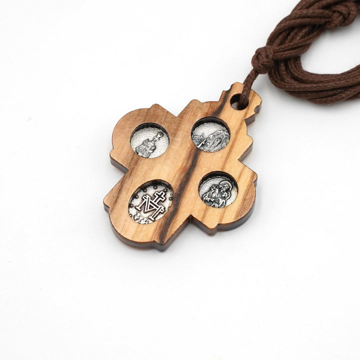 Collana classica con croce a quattro vie in legno d'ulivo Christianartworkshop : un raro e sacro segno di fede - image 4