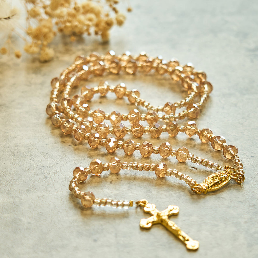 Christianartworkshop Champagne Crystal Rosario della Madonna di Guadalupe: una scintilla divina - image 7