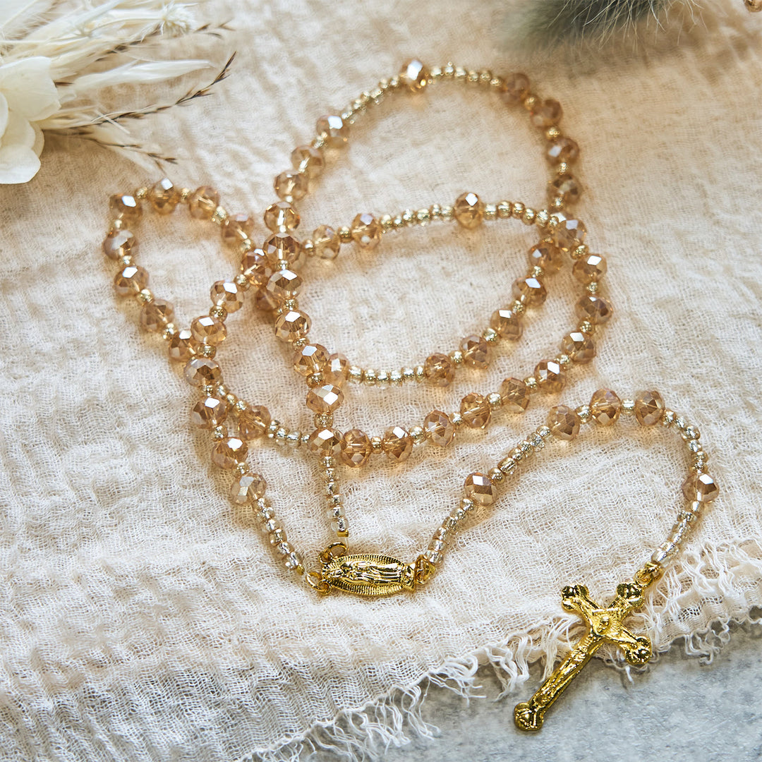 Christianartworkshop Champagne Crystal Rosario della Madonna di Guadalupe: una scintilla divina - image 5