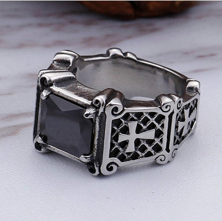 Christianartworkshop Croce con pietre preziose rosse e nere - Anello di coppia decorato: un simbolo di fede e stile - image 12