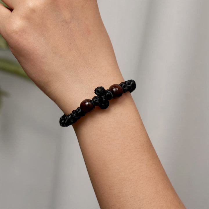 Christianartworkshop Bracciale con nodo a croce blu e nera: un segno di fede - image 5