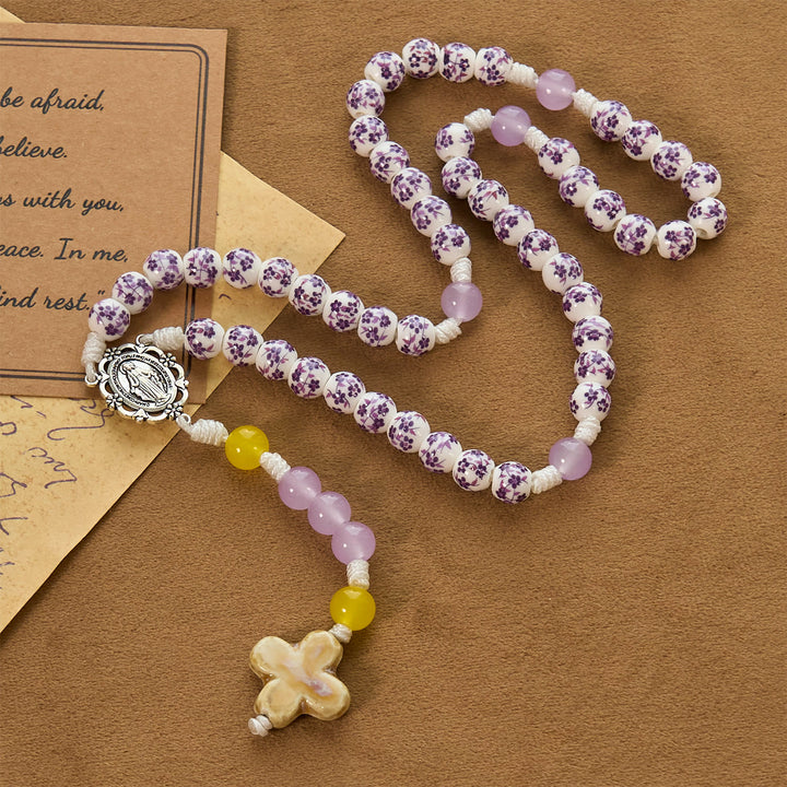 Christianartworkshop Medaglia miracolosa e croce di perle di ceramica a forma di fiore da 8 mm Rosario fatto a mano per la preghiera sacra - image 2