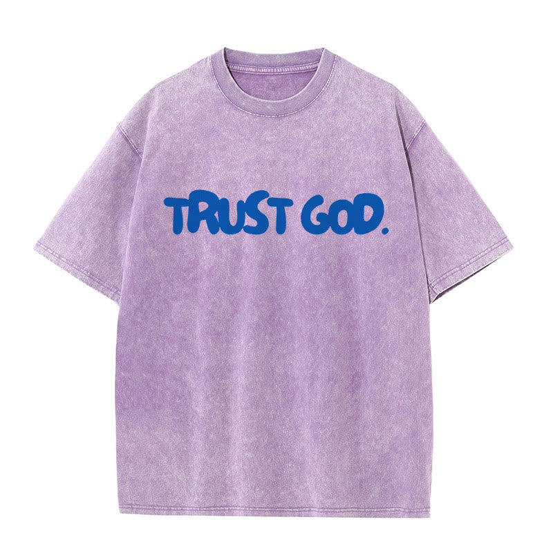 Christianartworkshop Trust In God T-shirt unisex lavata - Viola - 5XL - image 9