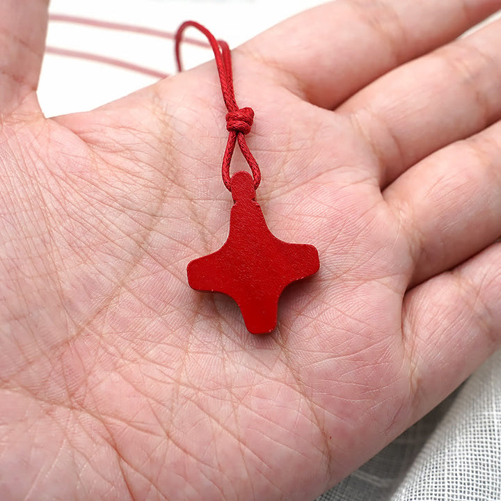 Christianartworkshop Collana con ciondolo a croce in legno dello Spirito Santo e medaglia smaltata rossa - image 3