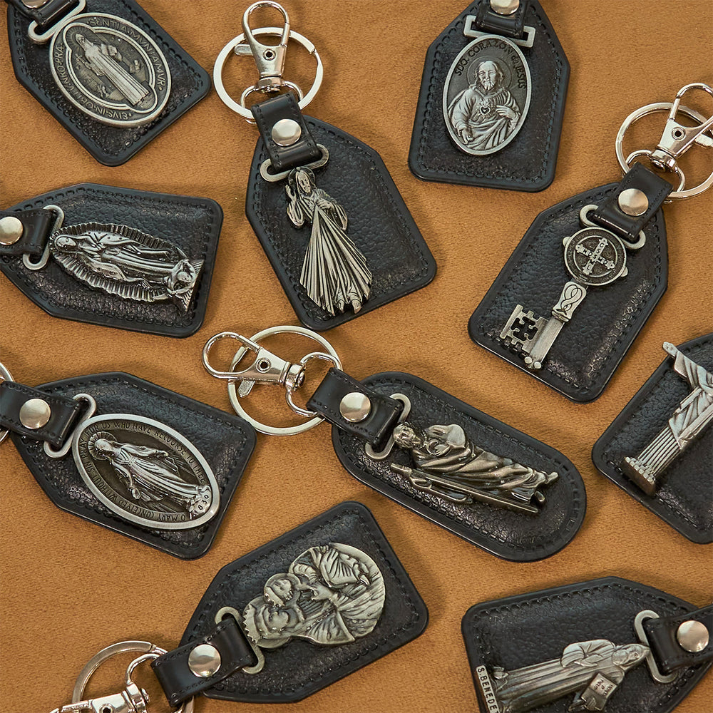 Christianartworkshop 12 modelli di portachiavi e ciondoli di ispirazione cristiana: fede in movimento - image 1