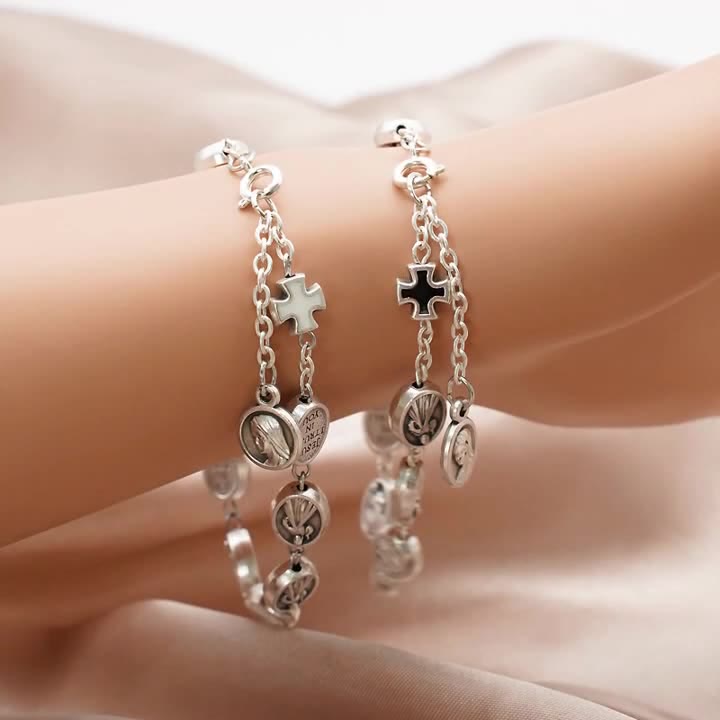 Christianartworkshop Bracciale classico con medaglia miracolosa e croce di San Benedetto: un simbolo senza tempo di protezione divina - image 9