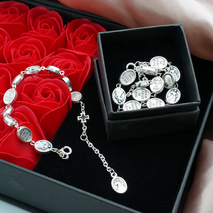 Christianartworkshop Bracciale classico con medaglia miracolosa e croce di San Benedetto: un simbolo senza tempo di protezione divina - image 1