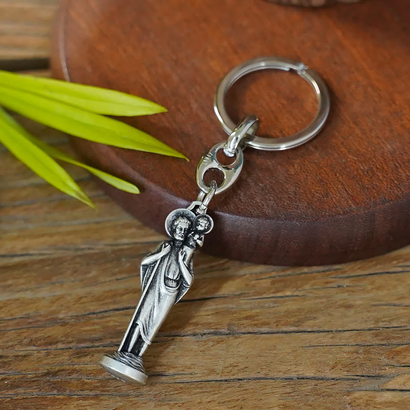 Portachiavi di San Cristoforo in stile retrò lucidato di Christianartworkshop : simbolo della protezione del Santo del viaggiatore - San Cristoforo - image 0