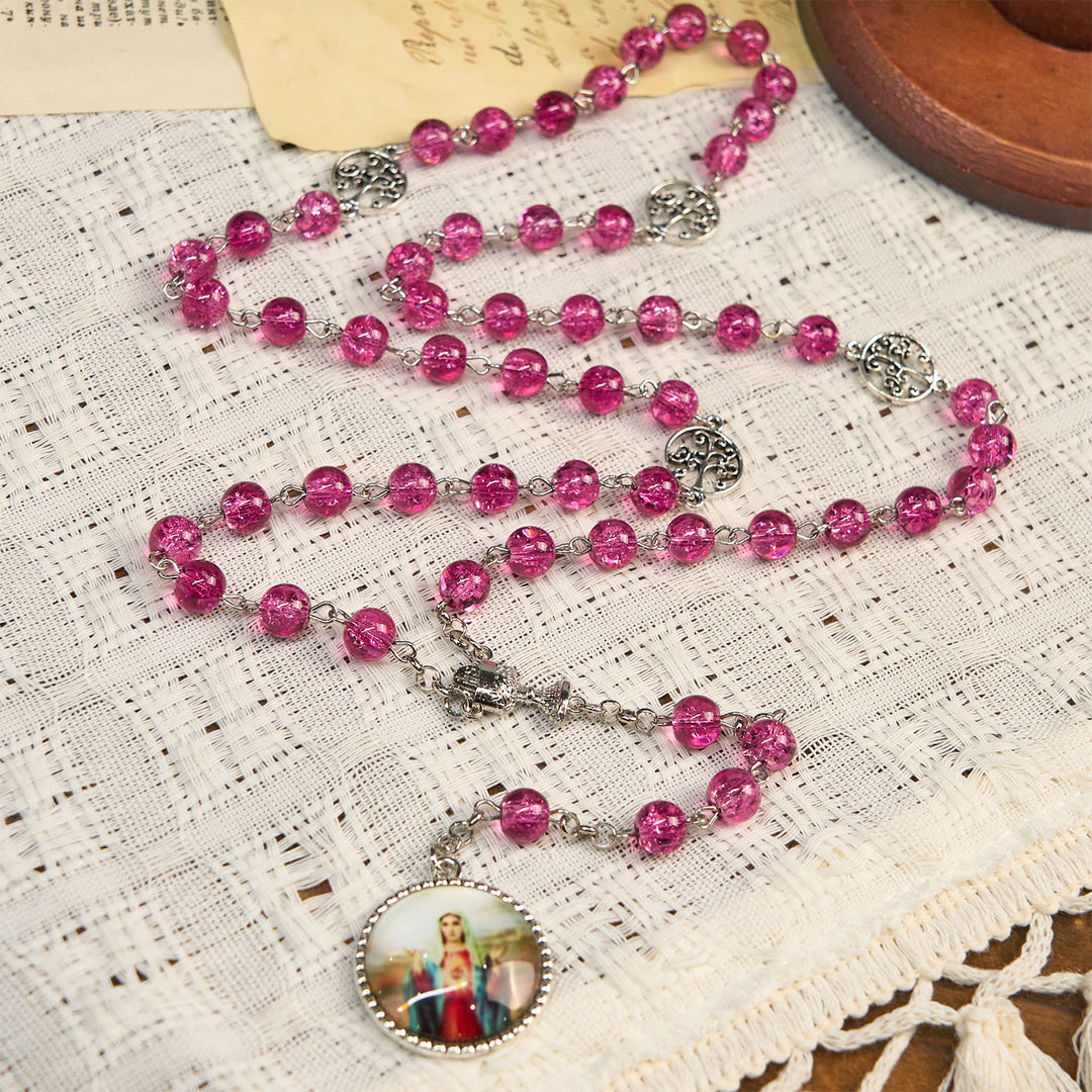 Rosario in vetro rosa decorato con la Madonna di Guadalupe Christianartworkshop : una benedizione piena d'amore - Rosa - image 0