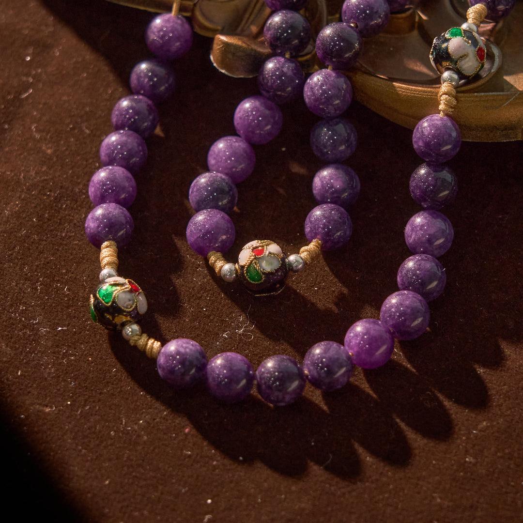Christianartworkshop Rosario in agata viola e perle cloisonné con medaglia della Vergine Maria e crocifisso: senti una devozione piena di grazia - image 3