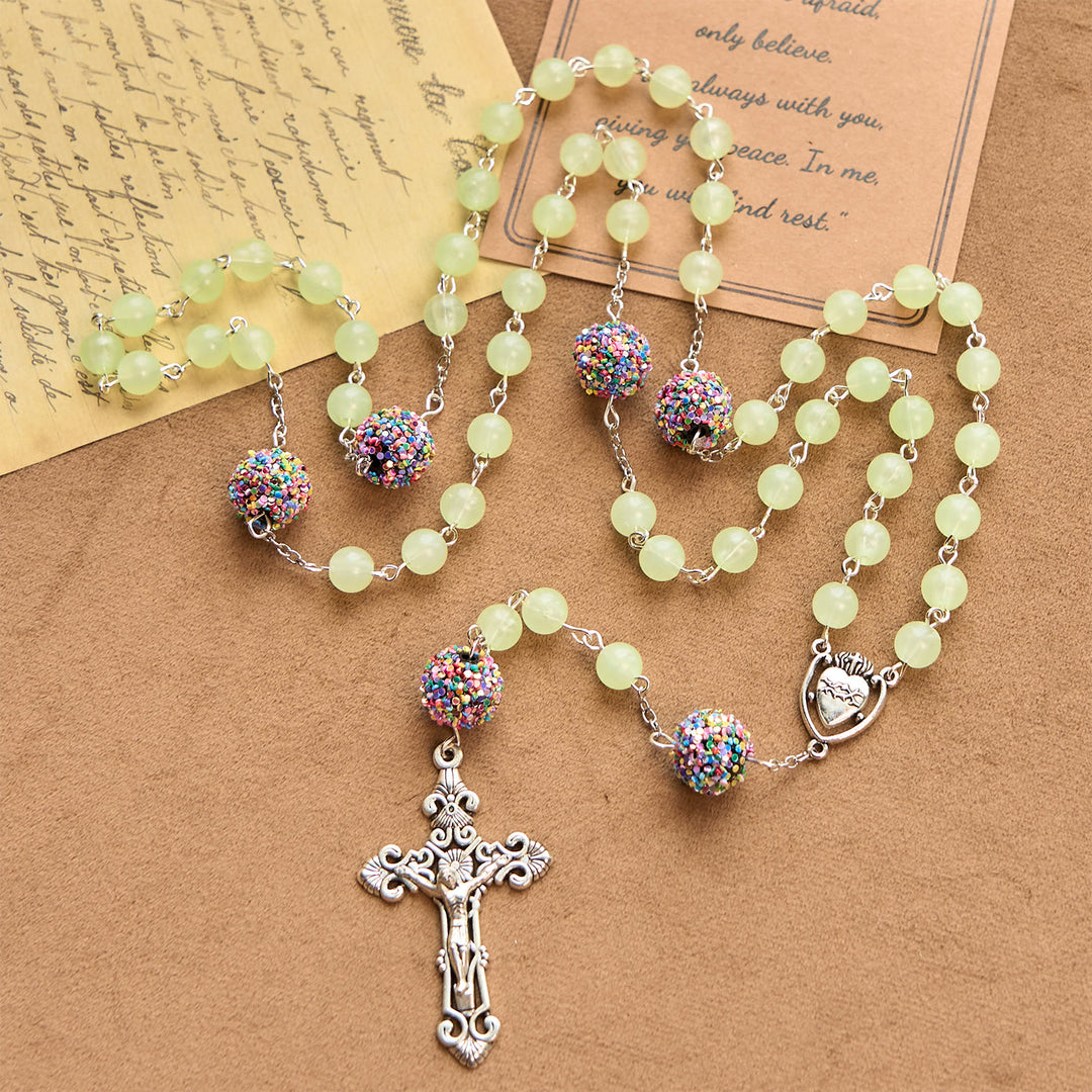 Christianartworkshop Rosario con perline luminose verde chiaro e strass multicolori con Sacro Cuore e Crocifisso in metallo - Perle luminose - image 0
